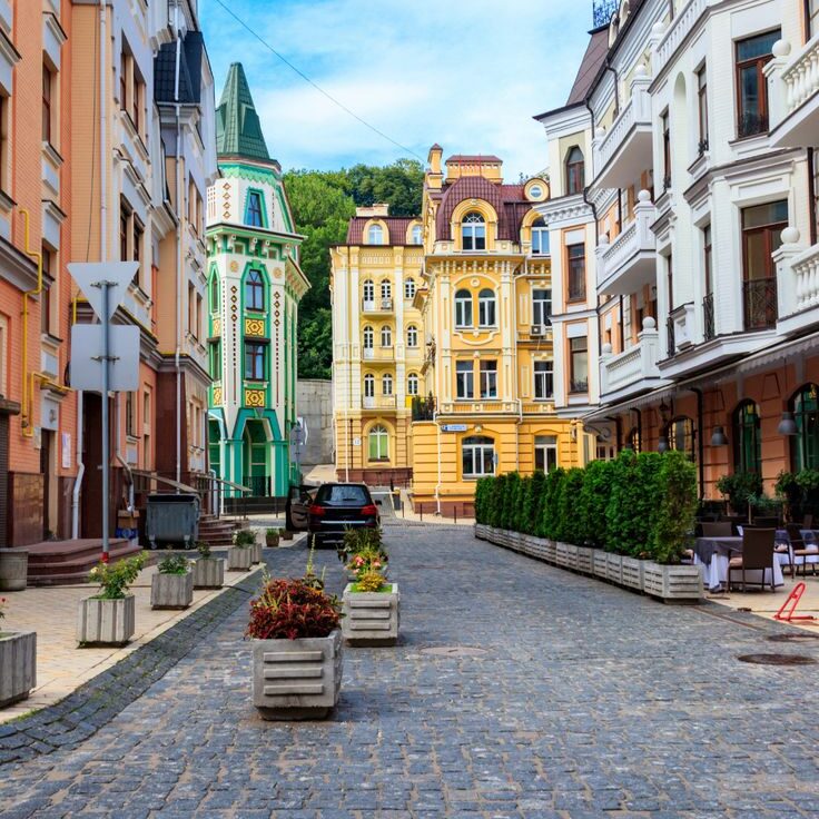 Top 10 Places to Visit in Ukraine 1000435634