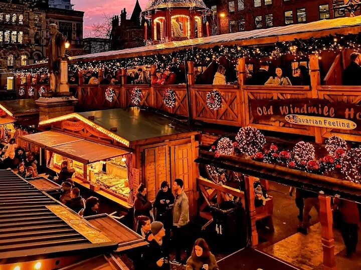 Things to Do in Manchester with Kids at Christmas 1000456001