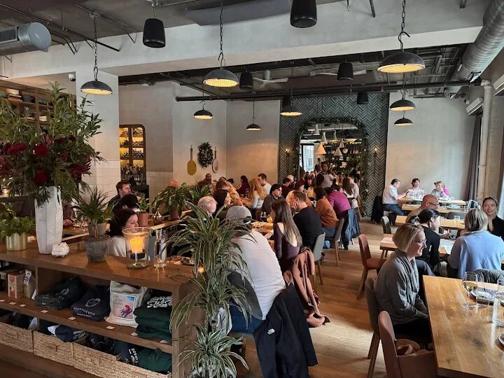 Best Restaurants to Try in Chicago