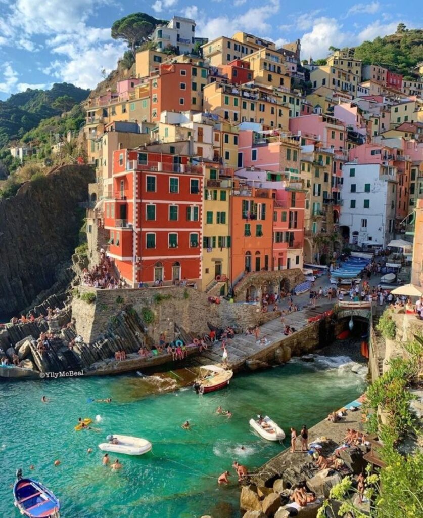 Southern Italian Destinations Cheaper Than Sicily or the Amalfi Coast