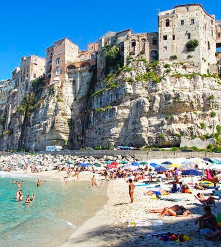 Southern Italian Destinations Cheaper Than Sicily or the Amalfi Coast